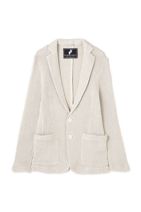 Ammut Unveils New Single 'Manuscript' with Debuting Music Video