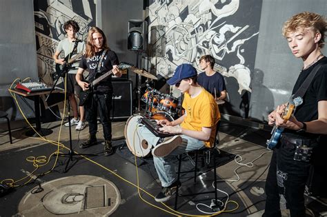 Diesect Unveils New Single and Music Video 'Shura' from Upcoming EP 'Hide From The Light'