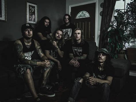Extortionist Unveils Music Video for 'Starve'