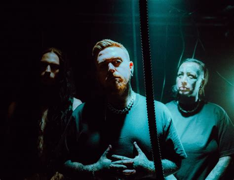 Saltwound Unveils Noisy Visualizer for New Single 'Apparition', Featuring Ethan Harrison of Great American Ghost
