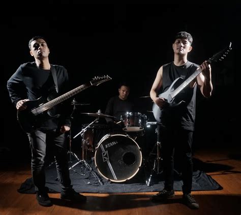 Sentient Share New Music Video For 'Clarity'