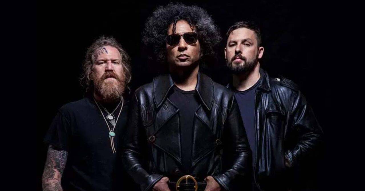 Giraffe Tongue Orchestra