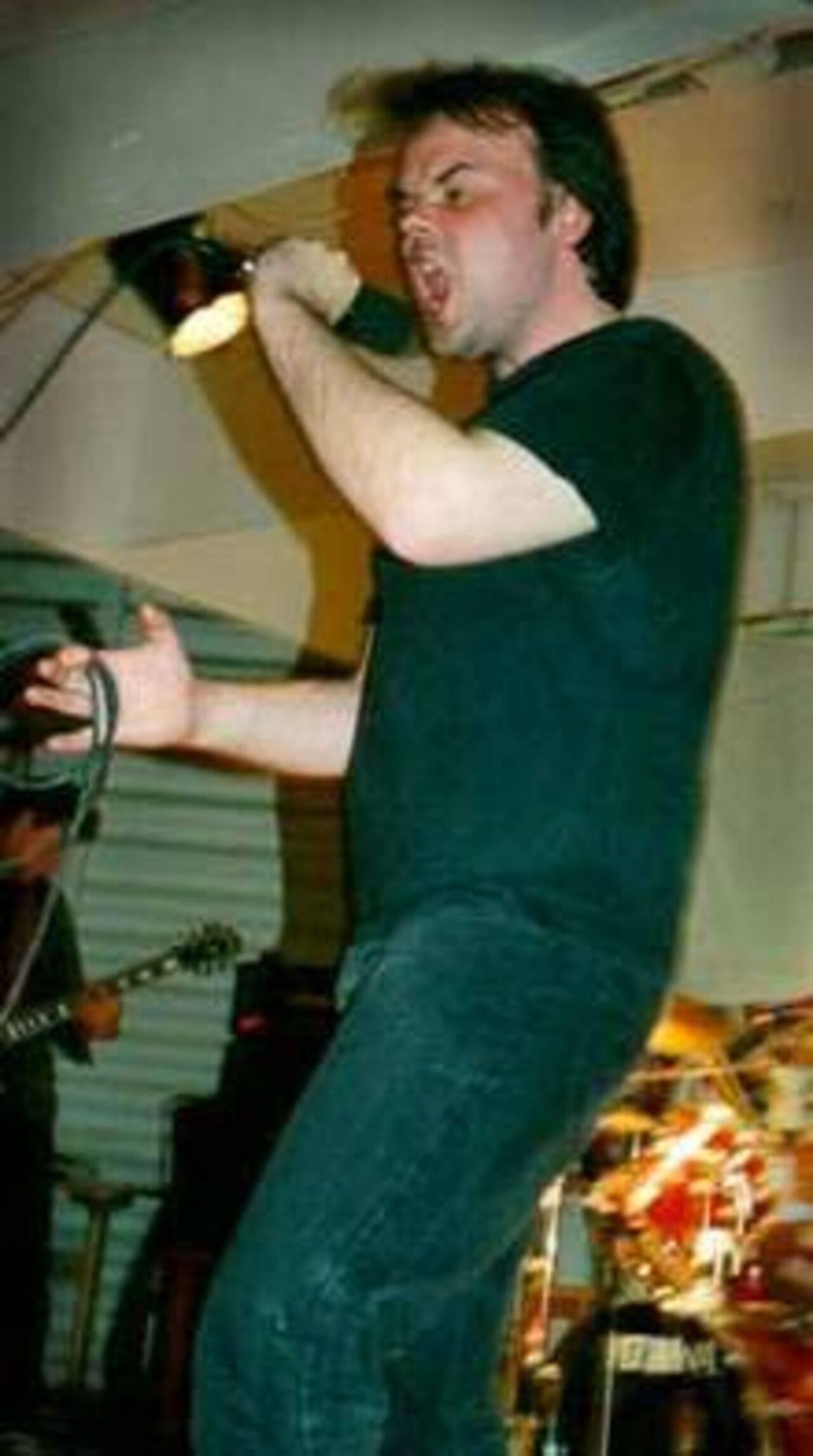 Totalitar